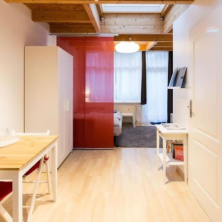Apartment Wilhelmstr Fuer Bis Zu 3 Personen Bruhl Bagian luar foto