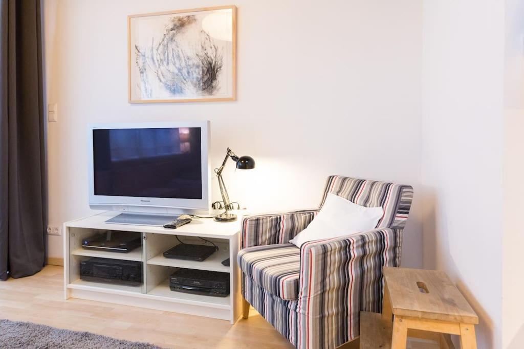 Apartment Wilhelmstr Fuer Bis Zu 3 Personen Bruhl Bagian luar foto